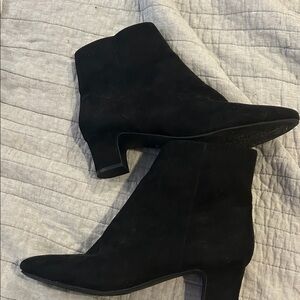 Unisa Elegant Black Ankle Boots size 9